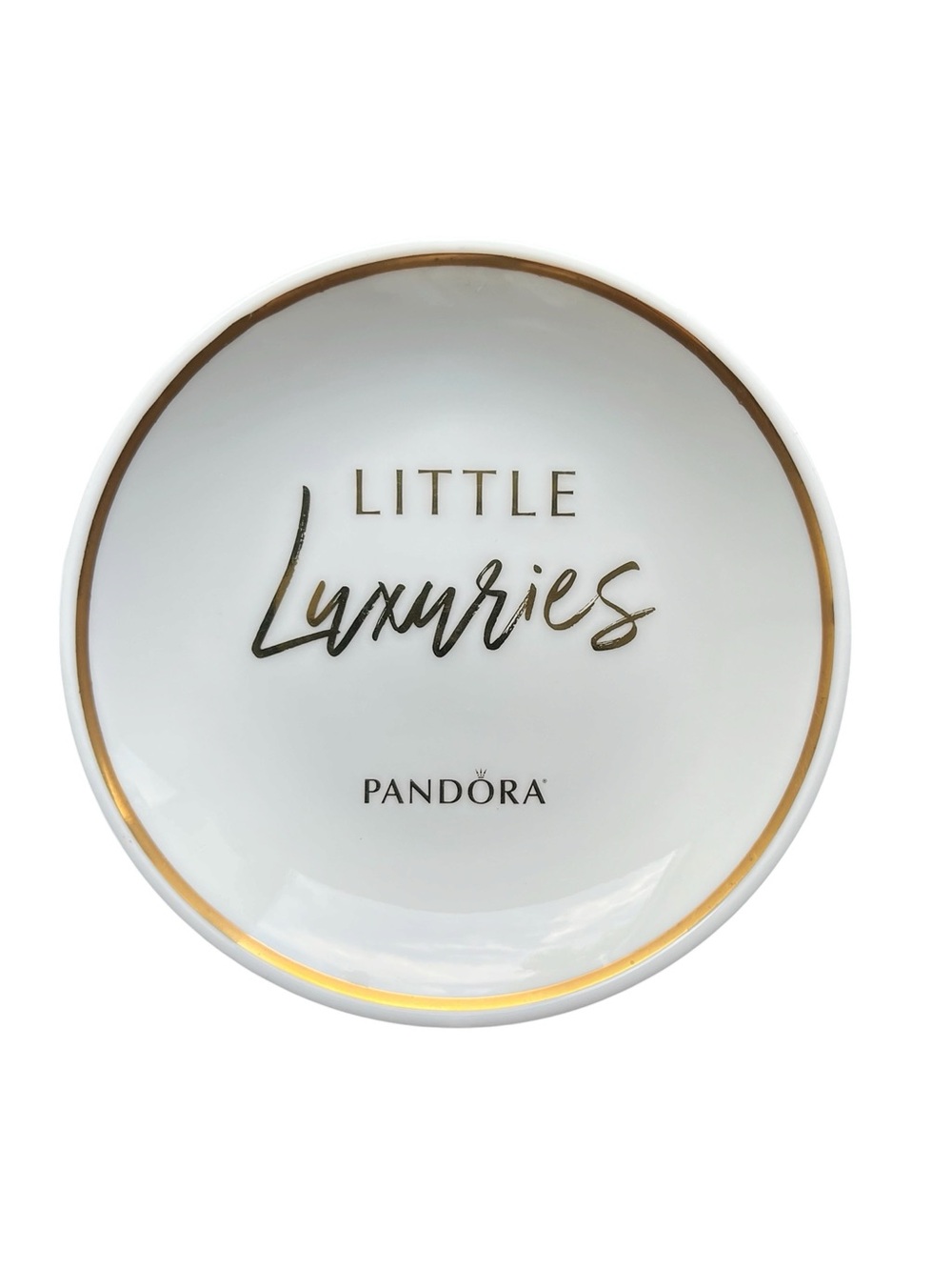 Discontinued Pandora trinket ring dish. "Little luxuries" 4" white and gold
